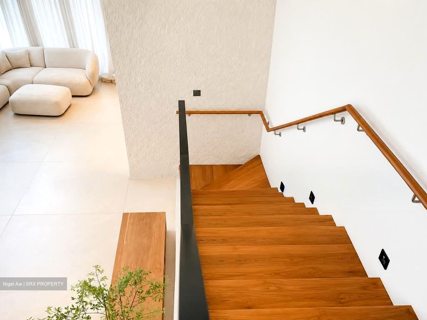 Upper East Coast Road (D16), Terrace #554874451